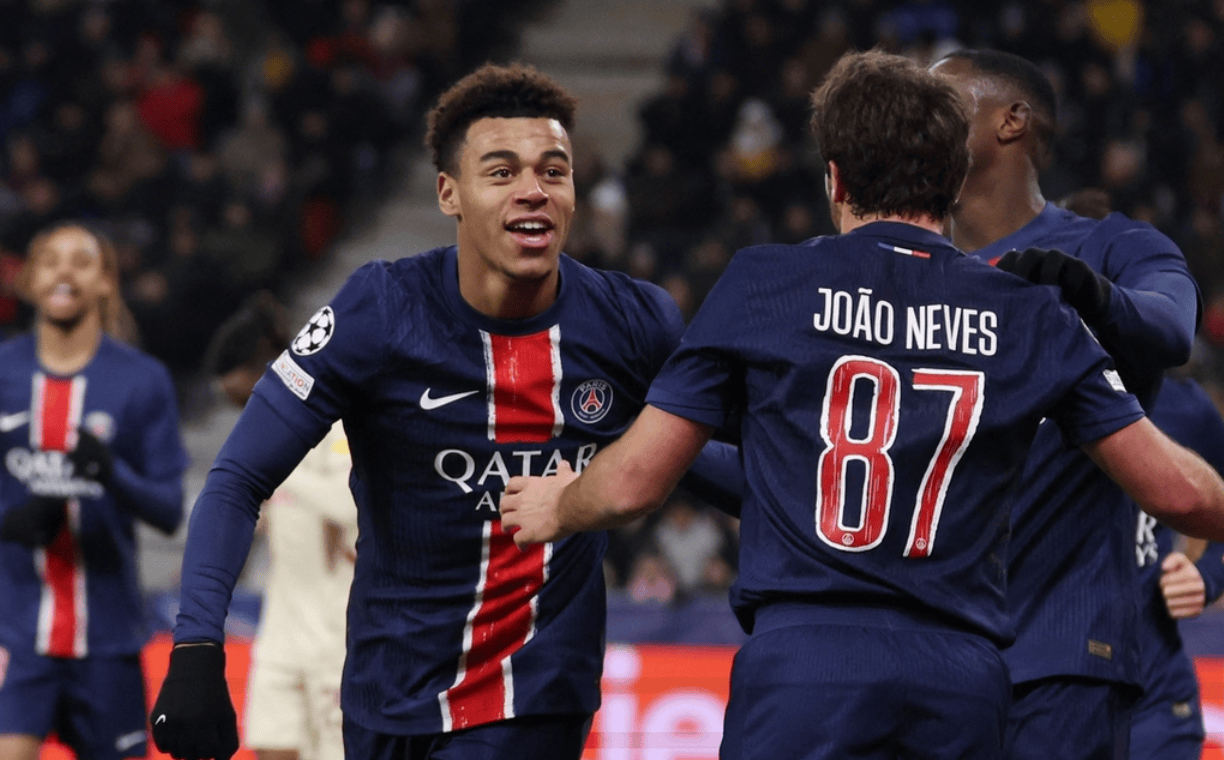 展现出了卓 展现出了卓