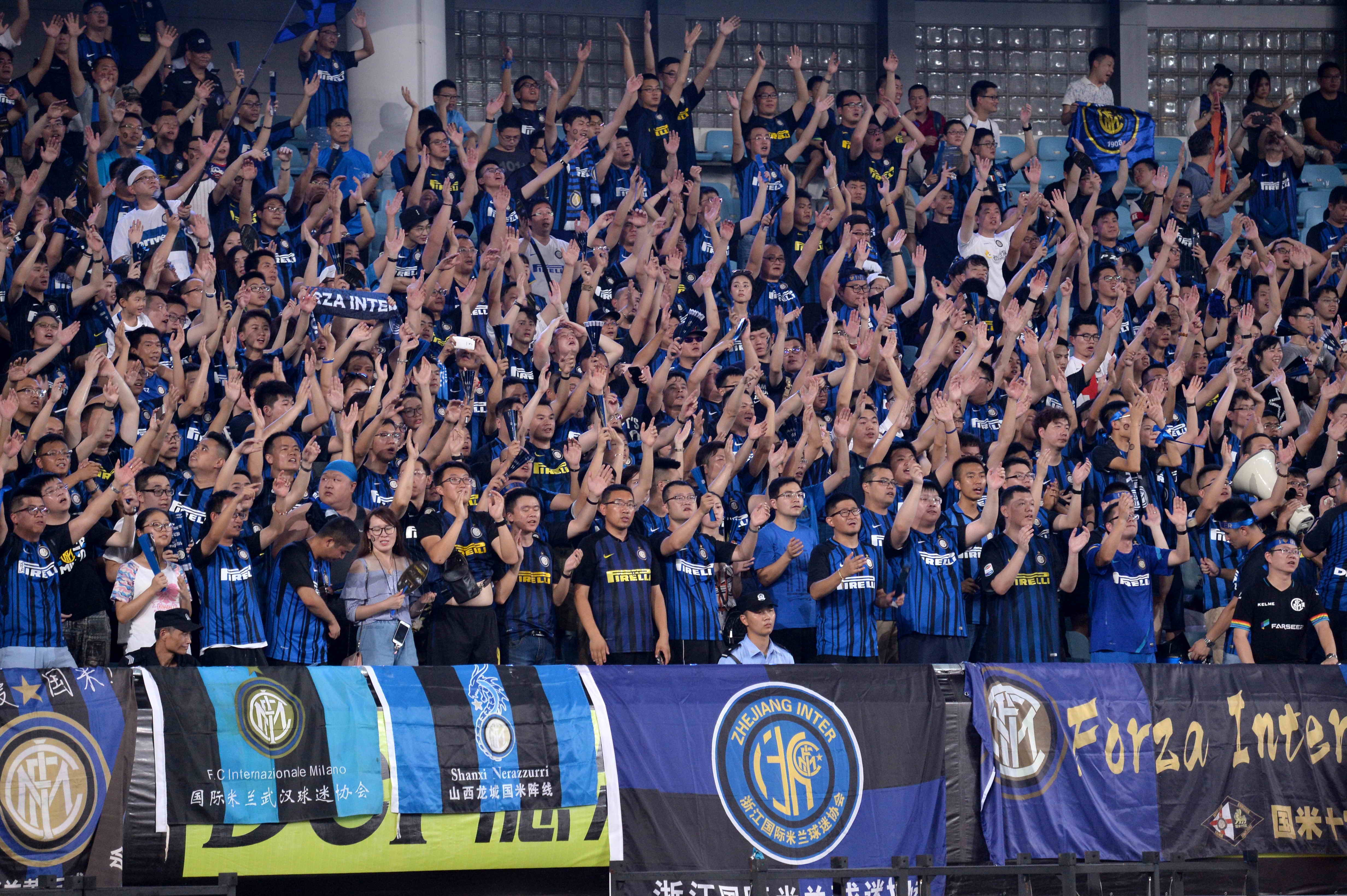 代的象征人 代的象征人