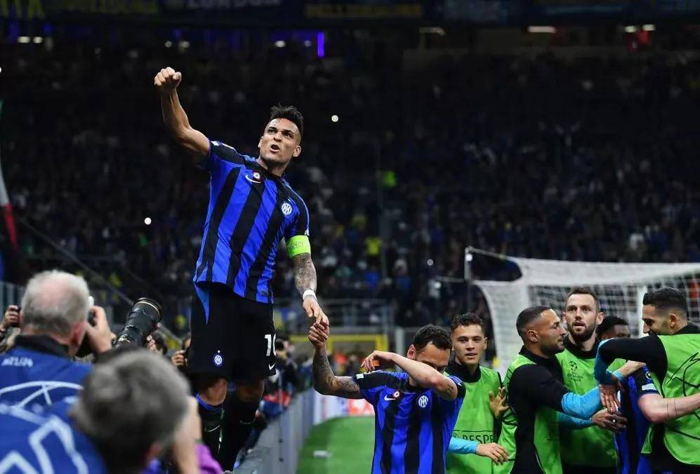 成绩关系 成绩关系