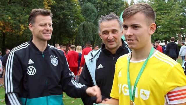 成战术磨合 成战术磨合